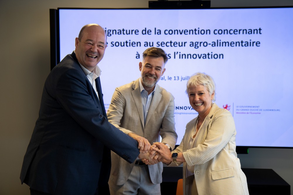 Signature of the Agrifood Convention with Claude Haagen, Franz Fayot and Sasha Baillie